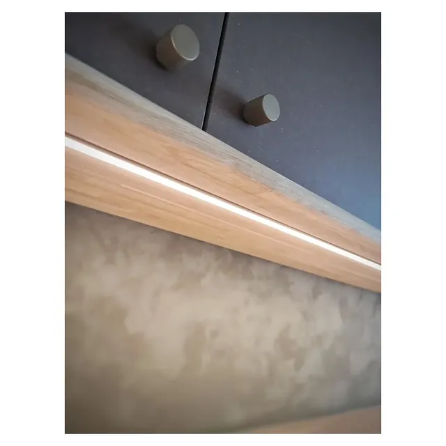 Møbelarbeid utført av Hylleknektene AS